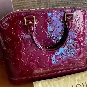 Louis Vuitton Alma PM Bag Maroon Barely Used